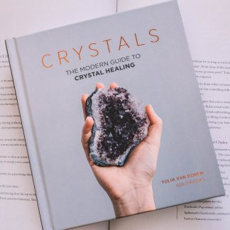 Crystals, The Modern Guide to Crystal Healing