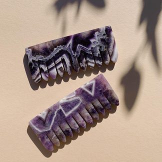 Self Ceremony Comb + Scalp Massager in Amethyst