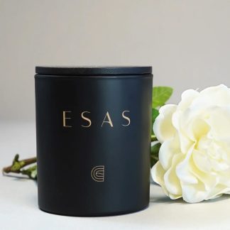 Esas Candle in Gardenia & Lily