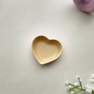 Delightful Heart Trinket Dish in Vanilla