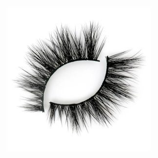 True Beauty Lashes in BFF